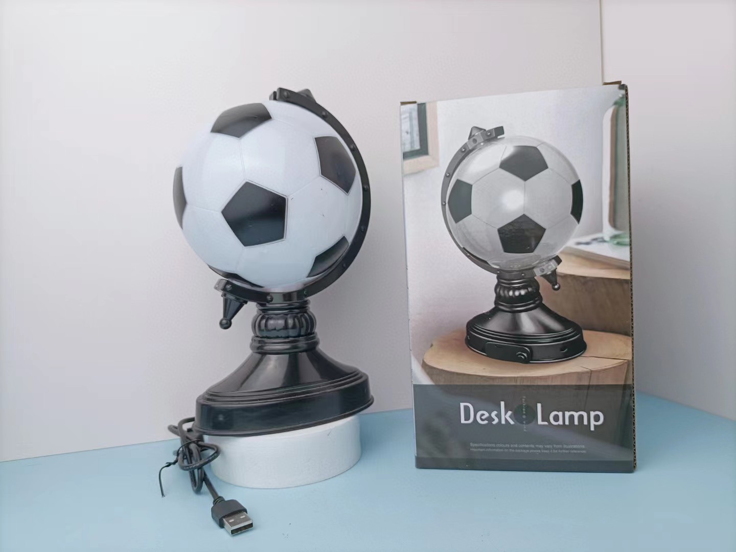 Football USB Plug-in Table Lamp Children Student Bedroom Decoration Gift Table Lamp Can Be Used as Decoration Reading Night Light