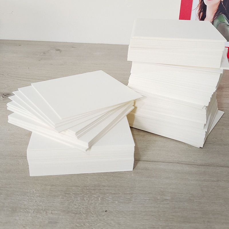 硬纸板小卡4k厚1mm学生手工硬纸美术8开32k画画卡纸油画棒质量好