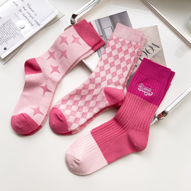 韩国粉色可爱日系粗线双针袜子女中筒袜ins潮纯棉学院风百搭长袜