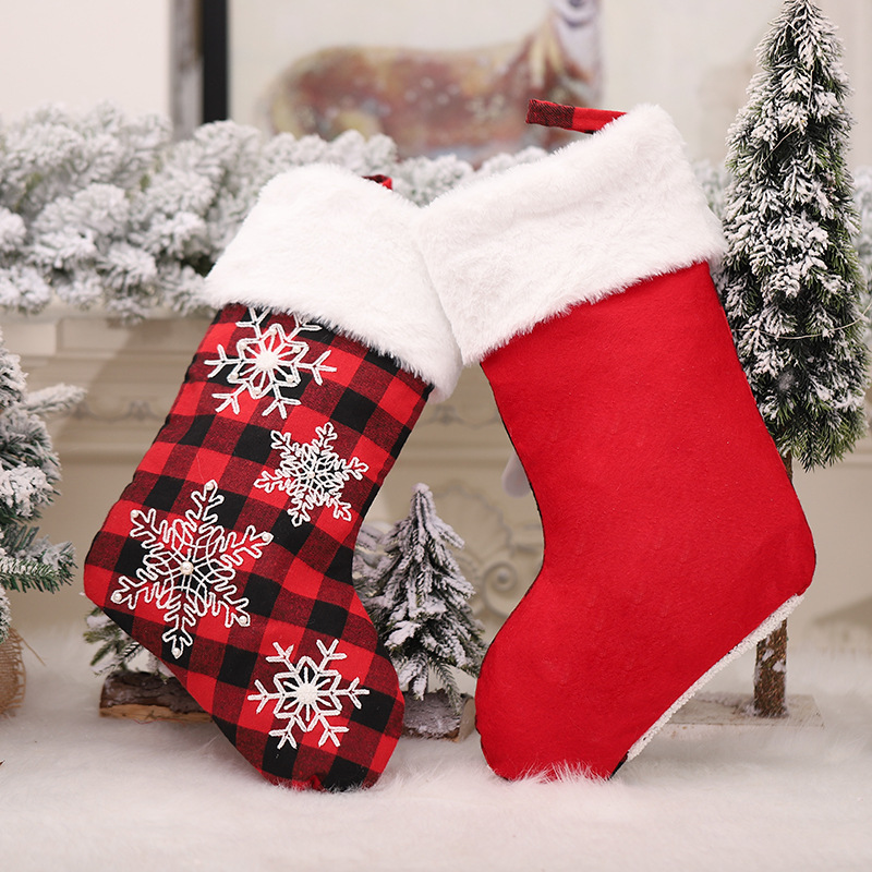 Christmas Stockings Decorative Elk Snowflake Plaid Christmas Stockings White Edge Short Plush Plaid Candy Socks Christmas Gift