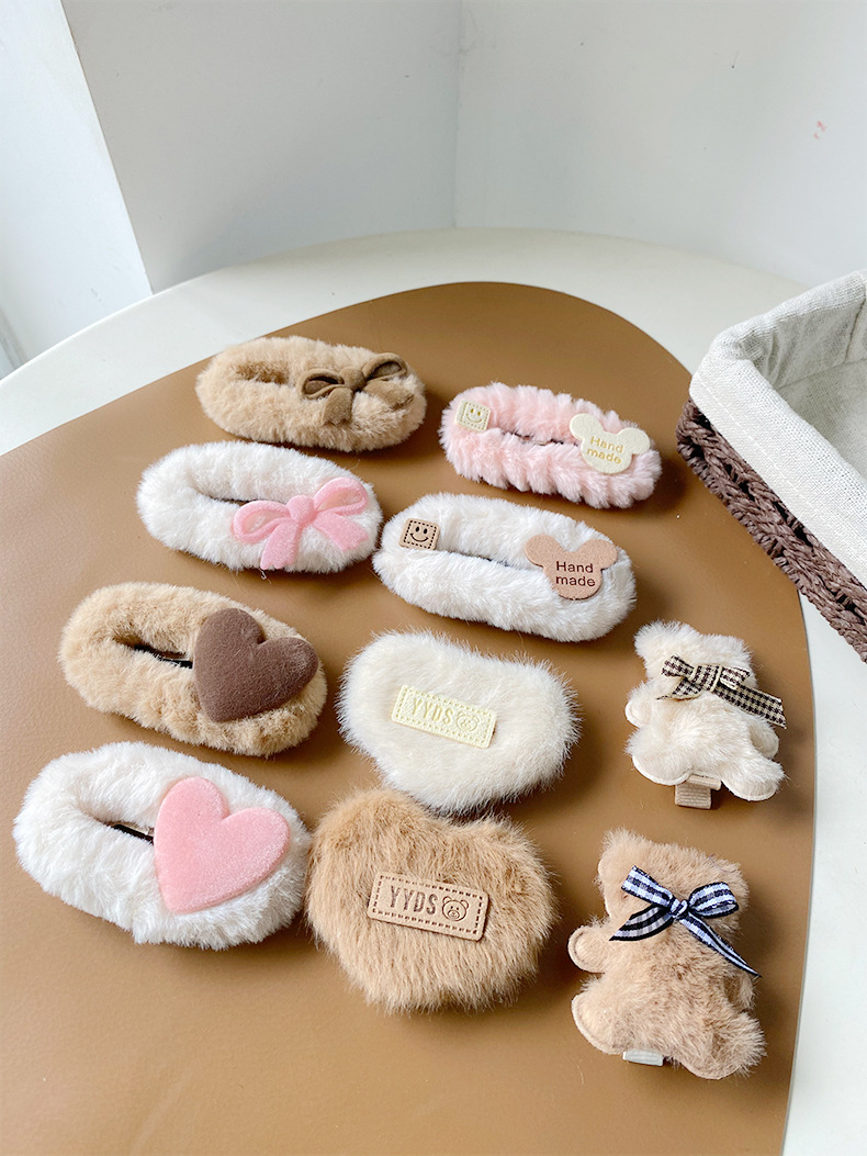 毛绒蝴蝶结发夹白色仿兔毛发卡韩国网红头饰毛茸茸秋冬夹子发饰