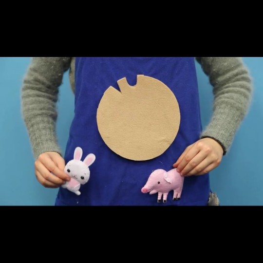 教学出大饼表演的幼儿园了道具咬教具围裙玩具我谁绘本故事