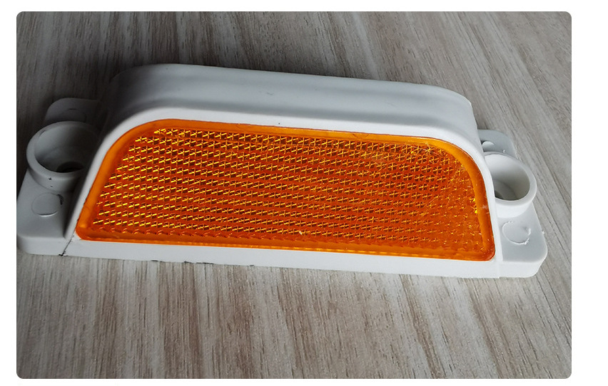 反光标市政护栏配件轮廓标道路护栏导向反光片警示灯围挡反光标