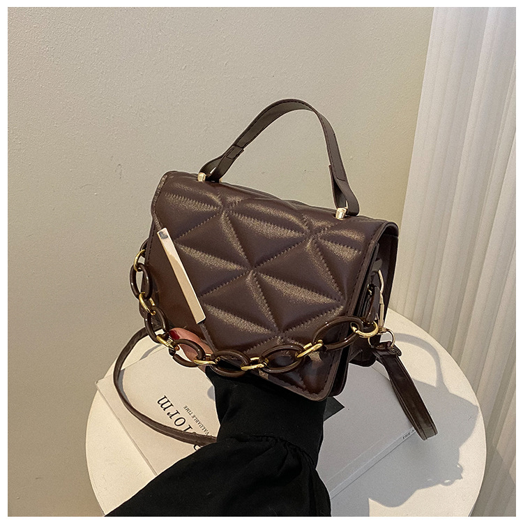 Design Retro Shoulder Bag 2022 Autumn and Winter Rhombus Metal Chain Fashion Women's Bag Commuter Travel Crossbody Bag