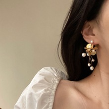 可爱气质超仙花朵珍珠长款甜美复古夸张银针耳饰女韩国精致女耳坠