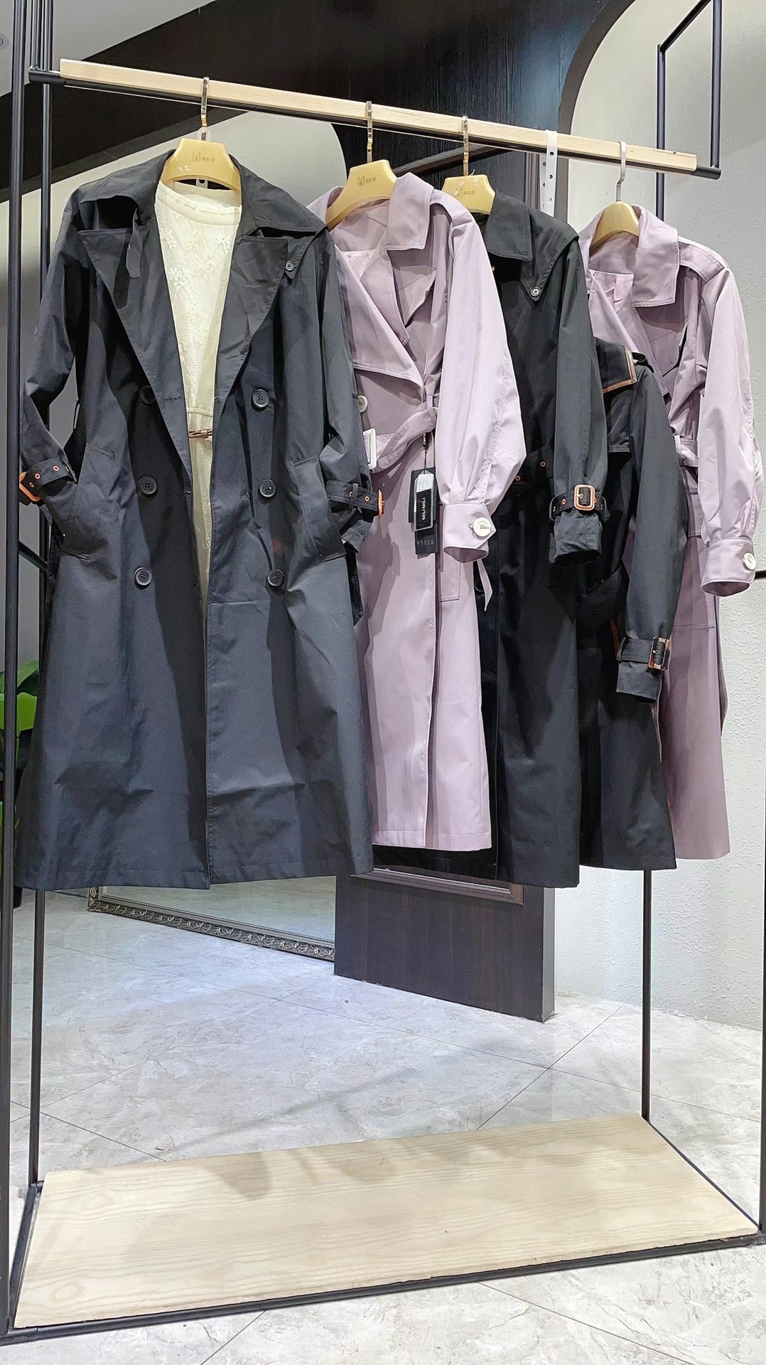 mili设计师风衣外套高端品牌女装折扣批发深圳南油女装西装尾货