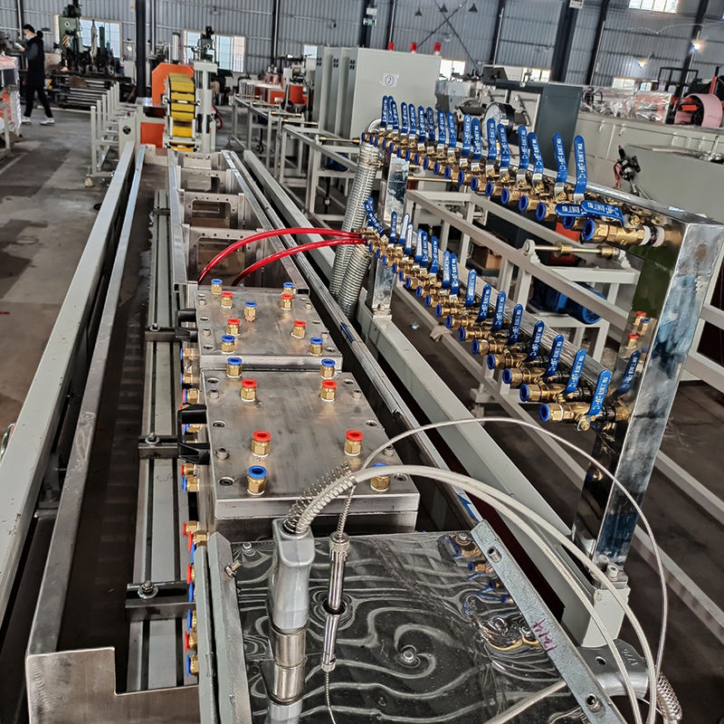 pvc方管挤出机设备 pvc天沟水管生产设备 广东挤出机厂家定做直供