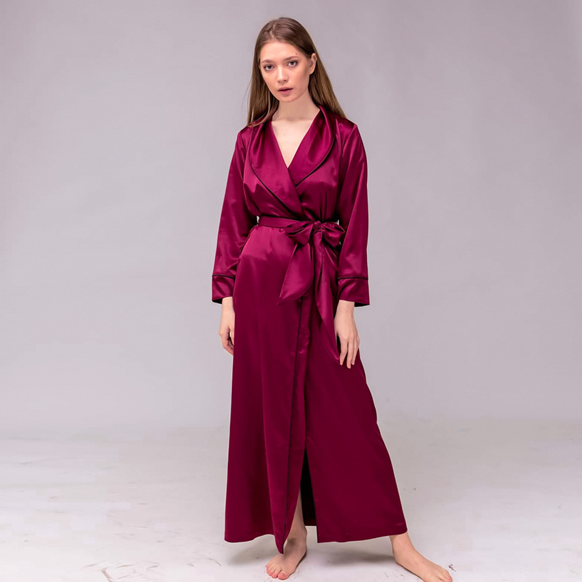 睡衣女夏欧美红色仿真丝丝滑腰带长袖宽松浴袍深v性感长款睡袍