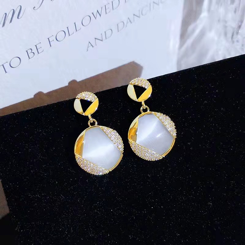 Earrings to Make round Face Thin-Looked Geometric Diamond Frosty Style Stud Earrings French Online Influencer Earrings