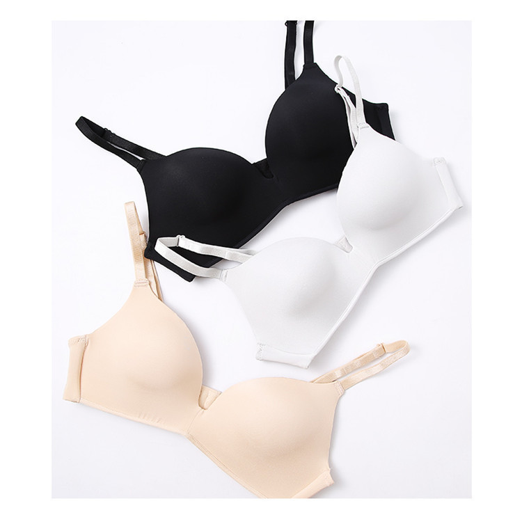 日系轻薄衣文胸一片式无痕小胸聚拢无钢圈三角杯内衣厂家外贸批发