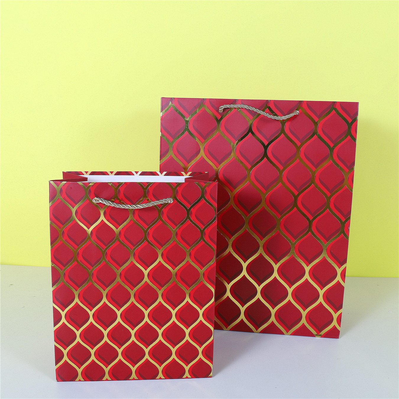 Gilding Stripe White Card Portable Packing Bag Diamond Pattern Road Paper Gift Bag Snack Gift Bag Now