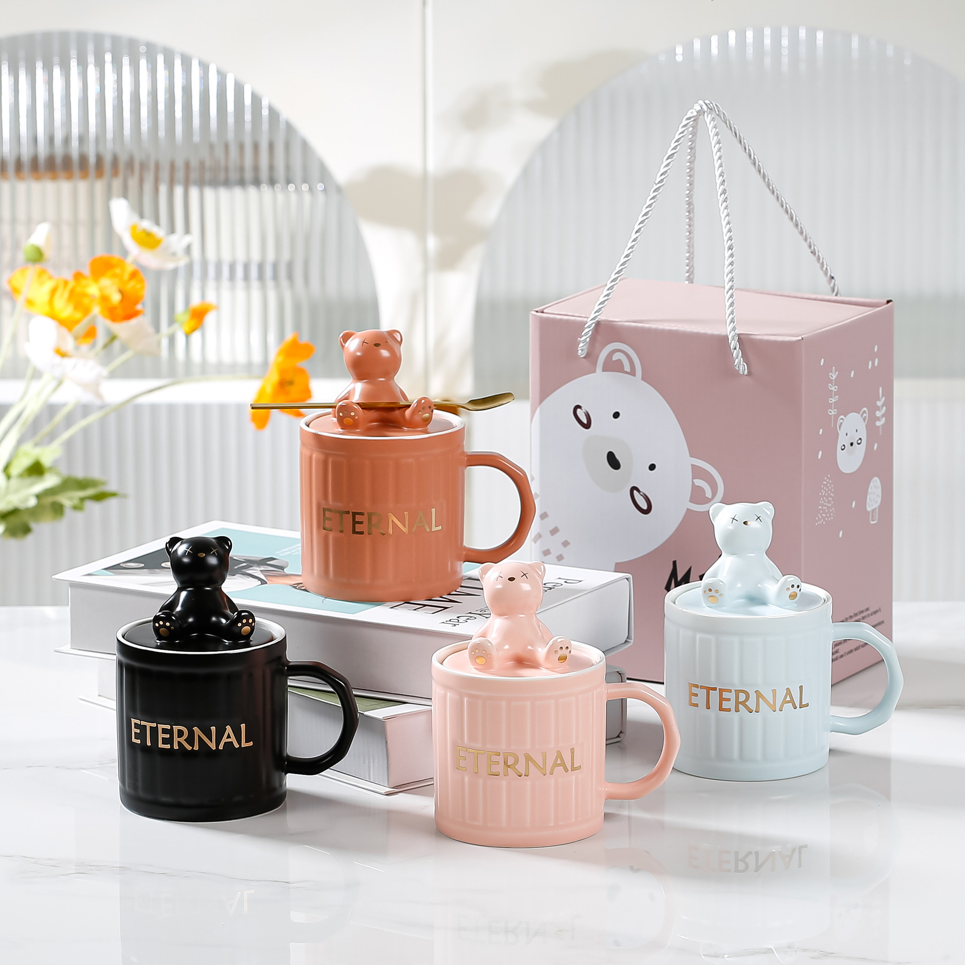 Creative Bear Ceramic Cup Mobile Phone Holder with Lid Cute Water Glass Opening Gift Mug Wholesale