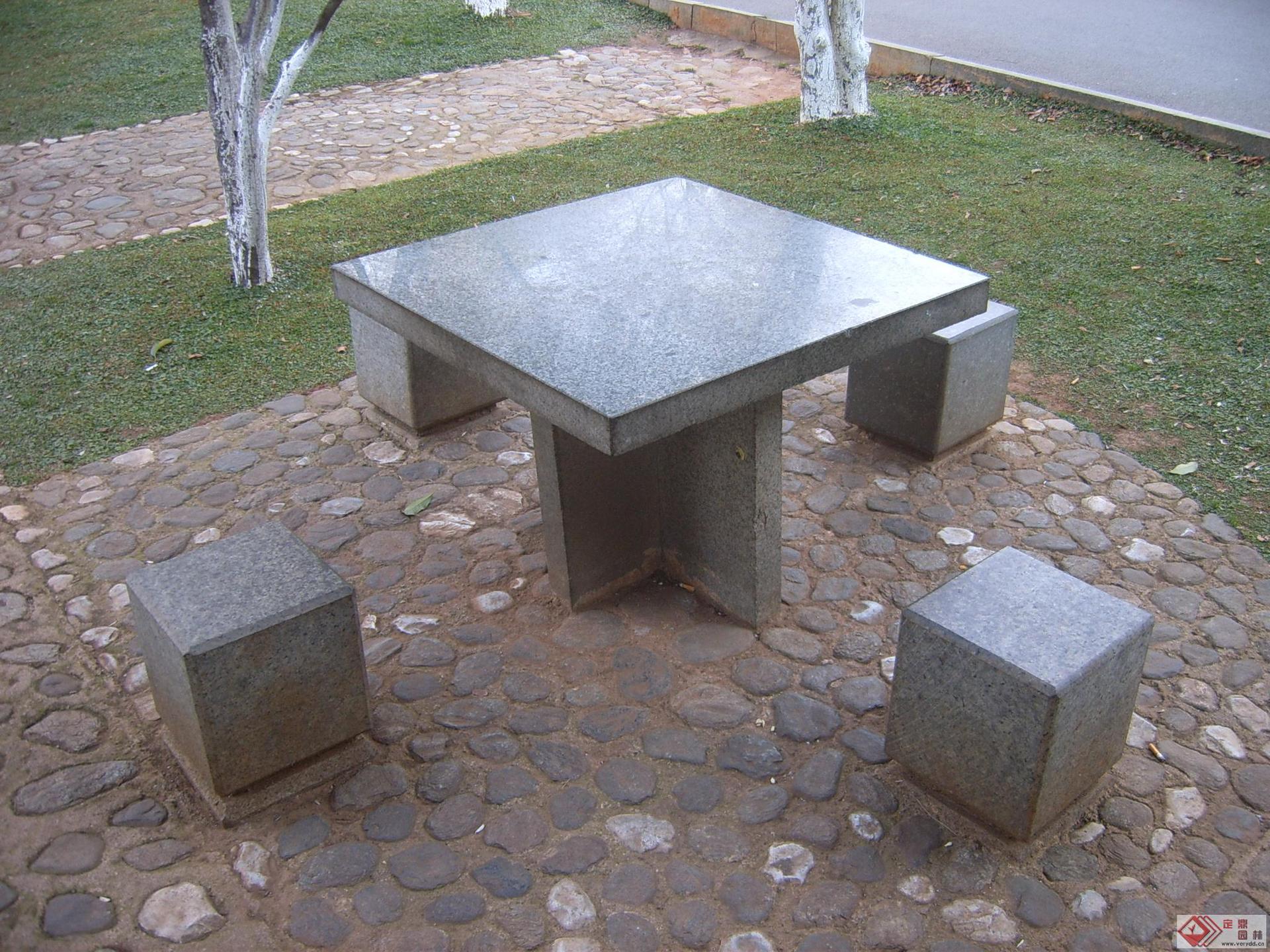 力达供应四川成都仿石桌凳园林古风石桌石凳景观休闲桌凳-阿里巴巴