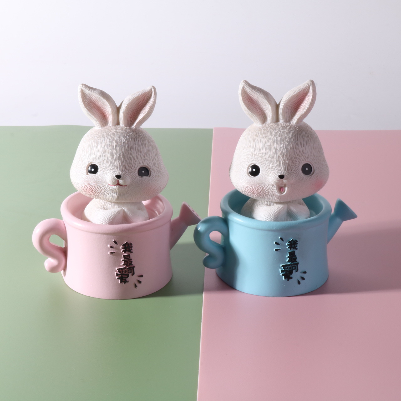 创意新款树脂摆件摇头萌宠茶杯兔车内装饰可爱小动物桌面汽车摆件