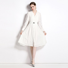白色衬衫连衣裙女长袖设计感小众法式镂空刺绣收腰度假风衬衣裙子