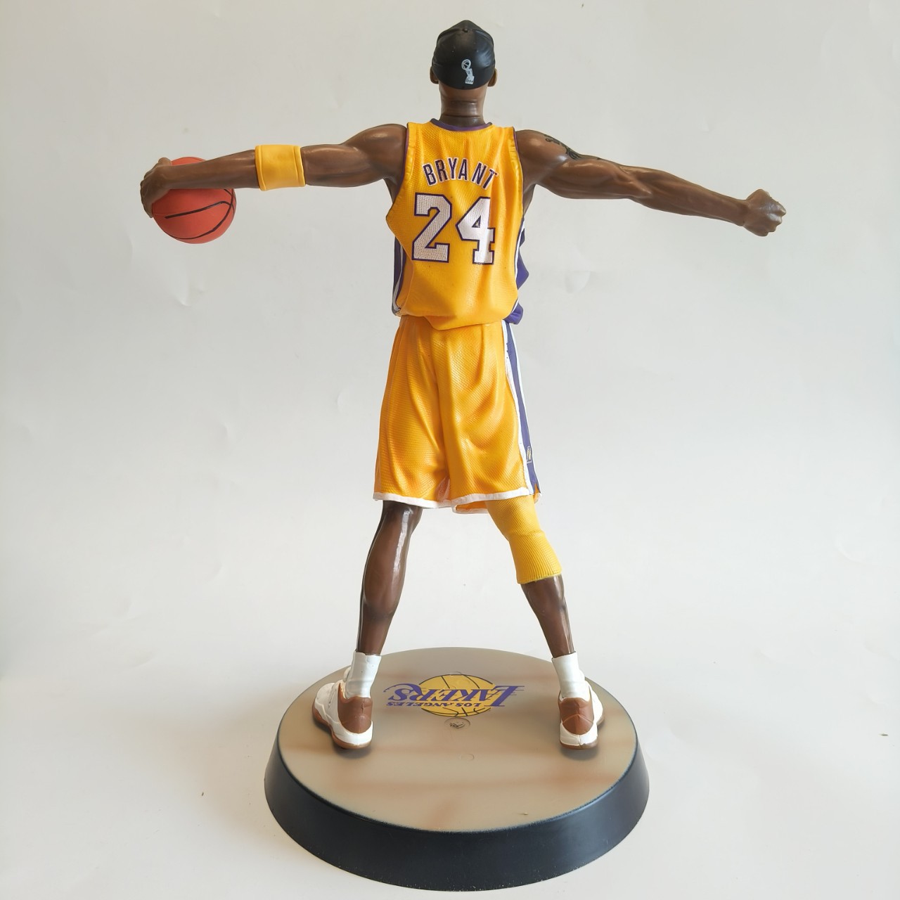 怒吼科比 nba篮球明星拿球站姿摆件 场景公仔批发盒装手办模型