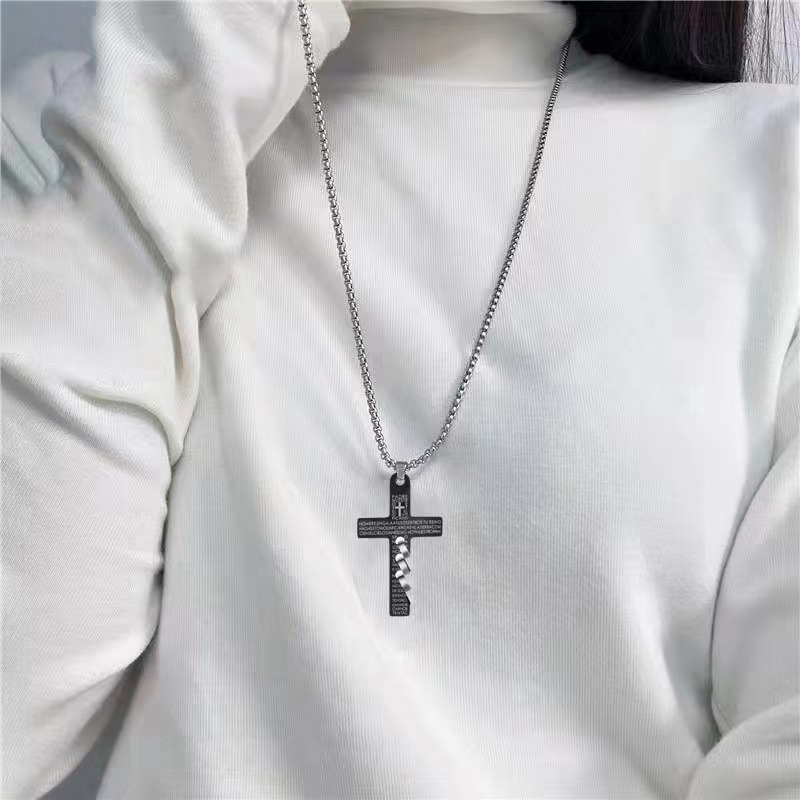 Amazon Hot European and American Cross Necklace High-Grade Non-Collision All-Match Clavicle Chain Factory in Stock Wholesale