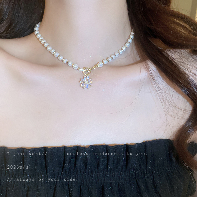 French Retro Diamond Pearl Flower Lovely Opal Necklace Fashionable Light Luxury Clavicle Chain High-Grade Necklace for Women