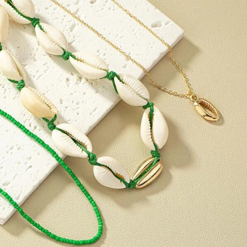 Europe and America Cross Border New Accessories Elegant Necklace Women's Personality Fashion Short Necklace Spring and Summer Green Shell Necklace