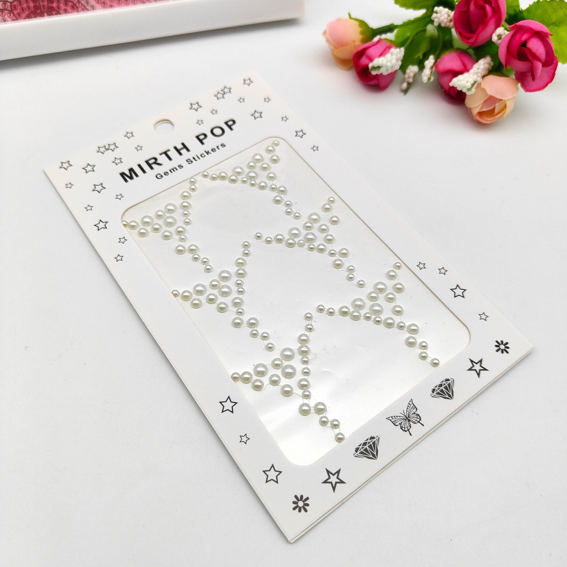 Stick-on Crystals Face Makeup Stickers Face Pearl Ornament Eye Makeup Light Diamond Tear Mole Diamond Rhinestones Paster Face Stage Makeup Makeup Stickers