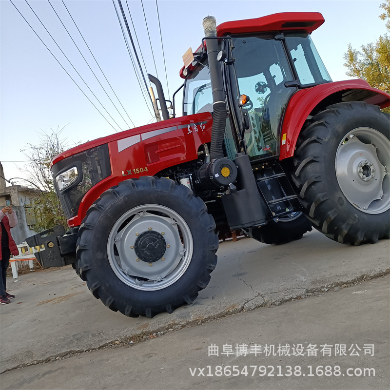 0成交8台农用雷沃704四轮拖拉机 东方红1504拖拉机 水旱田柴油犁地