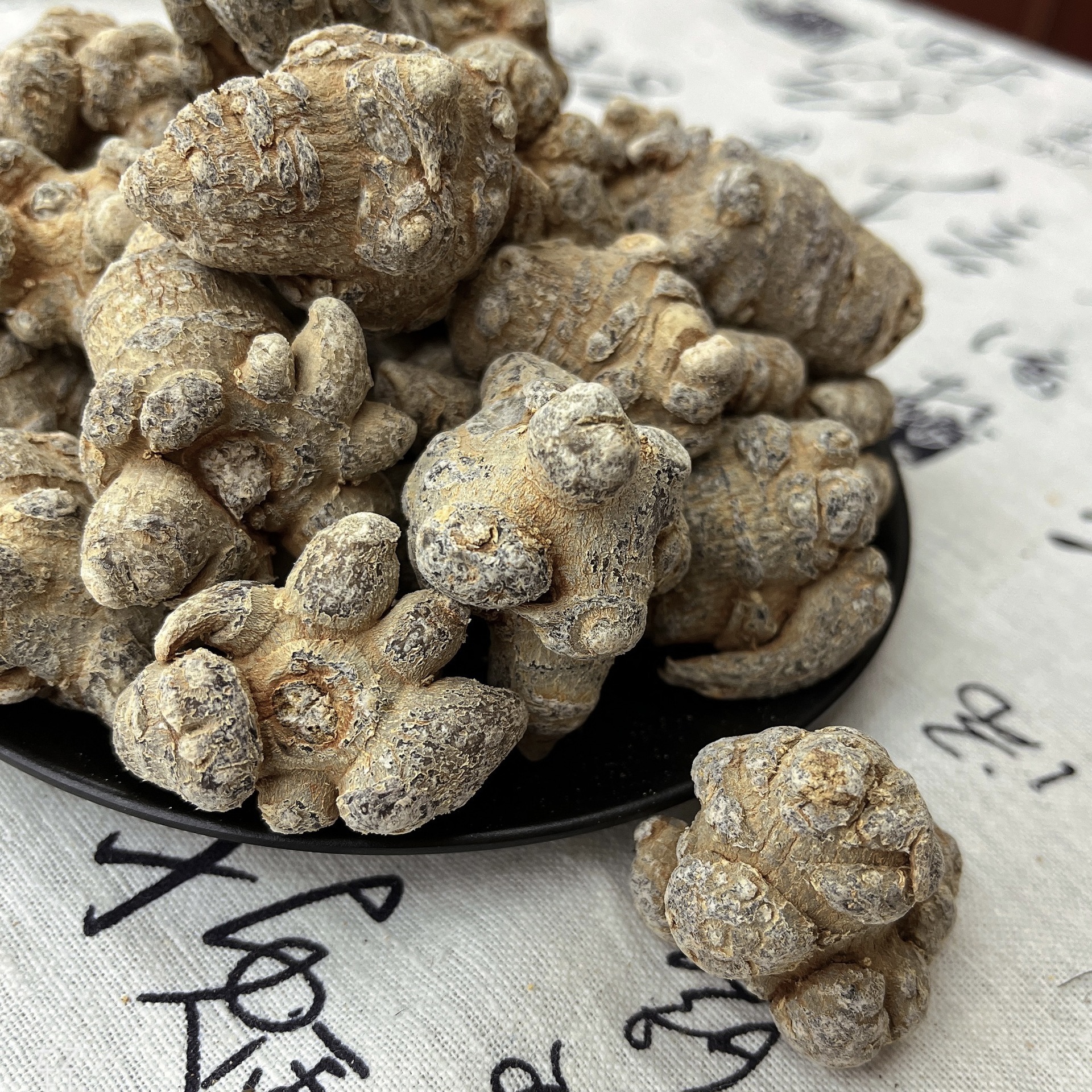 云南文山三七批发优质滑头子30头35头40头无剪口散装批发250g一件