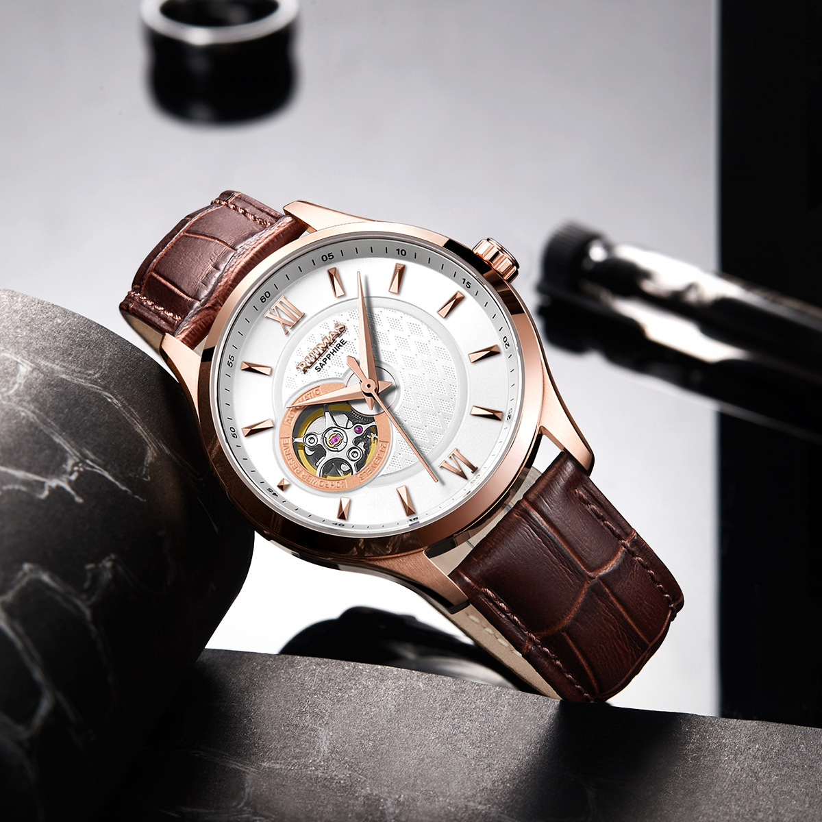 瑞马仕机械手表