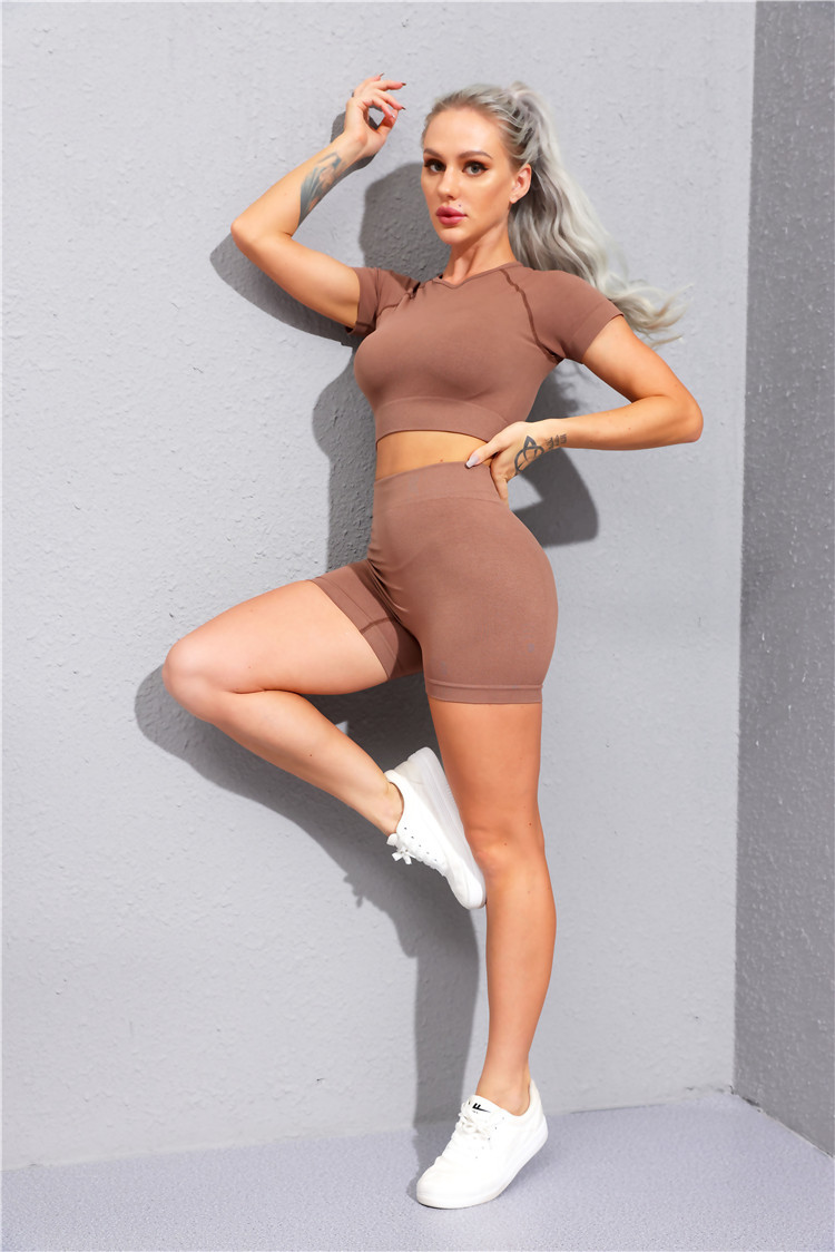 春夏新款瑜伽服跨境健身短袖运动紧身瑜伽裤无缝针织瑜伽套装欧美