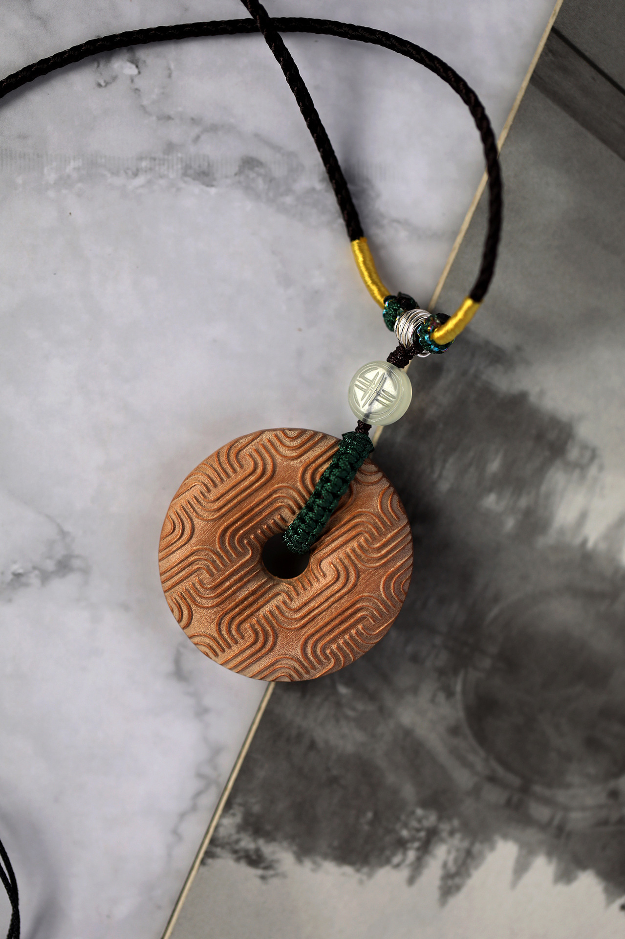 大德 印度老山檀香【回纹平安扣】吊坠 挂链 精工木质工艺品