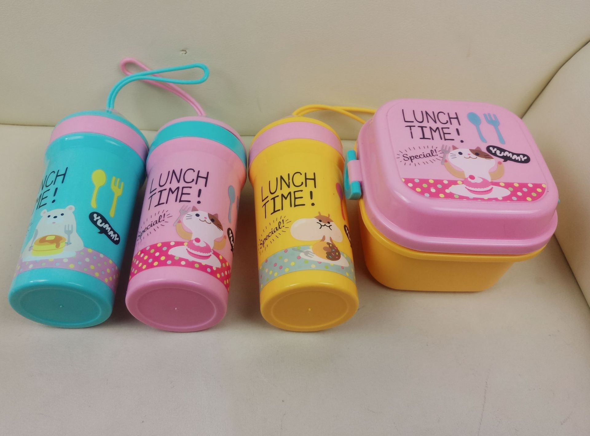 Children's Plastic Lunch Box + Kettle Set