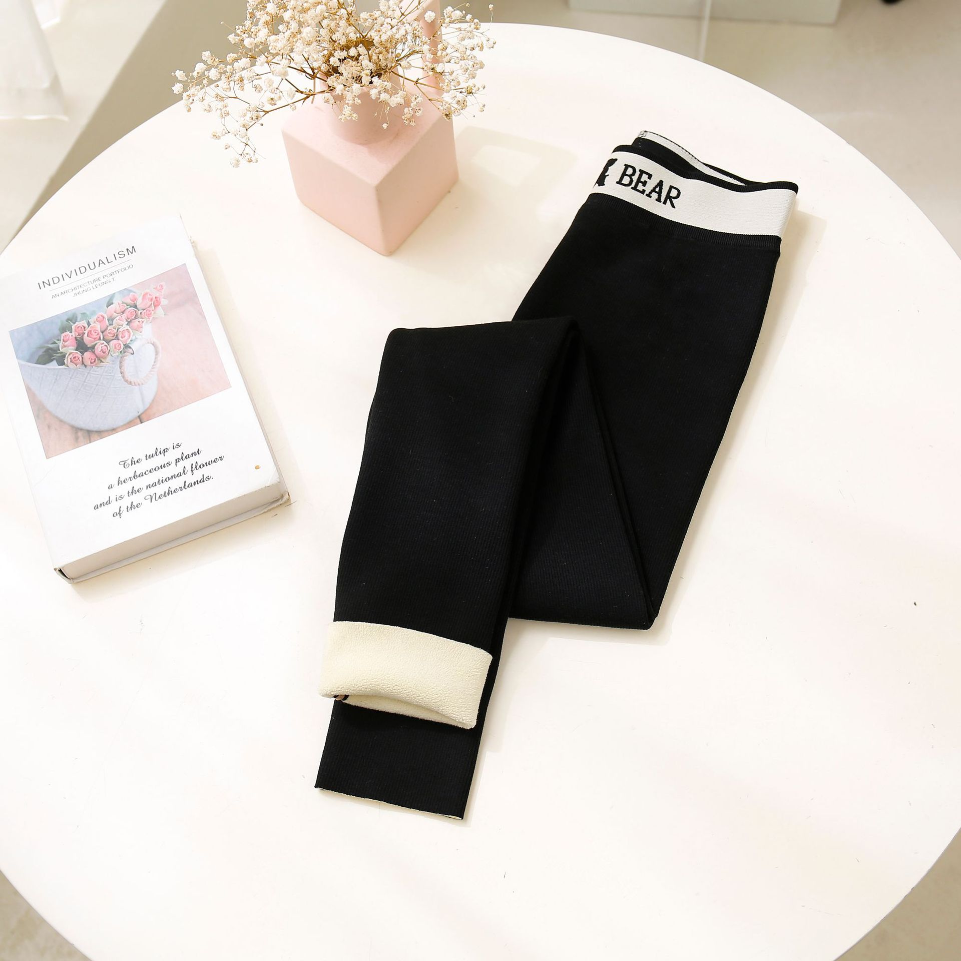 Yiwu Autumn Winter Thermal Velvet Leggings Women's Outer Wear Tight Bear Waist Cropped Pants Slim Fit Skinny Pants Women's Wholesale