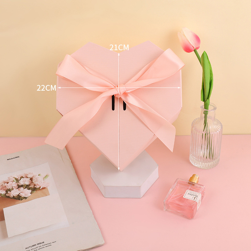 New Year Gift Box Customized Tiandigai Rose Flower Gift Box Goddess Festival Gift Love Box Bouquet Packaging Box