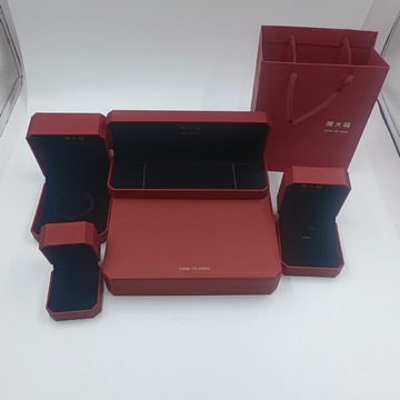 现货同款周大福首饰盒周六福珠宝礼品盒老庙金六福翡翠首饰礼品盒