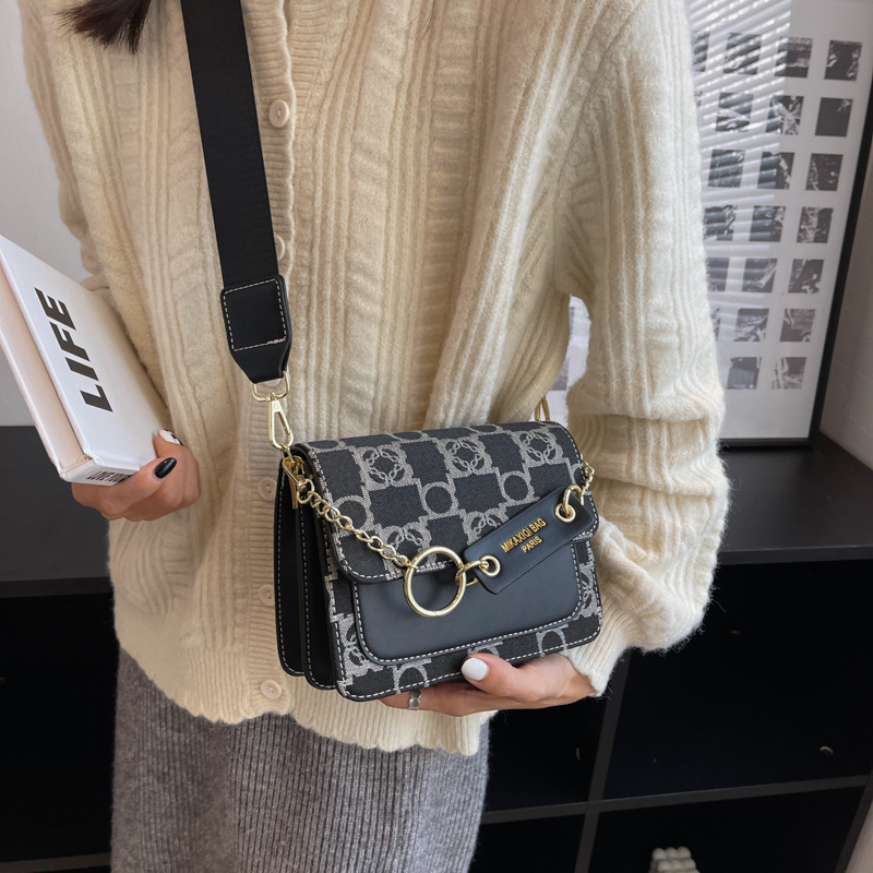 This Year's Popular Bag for Women 2022 New Fashion Best-Seller Broadband Crossbody Bag All-Match Ins Shoulder Small Square Bag for Women