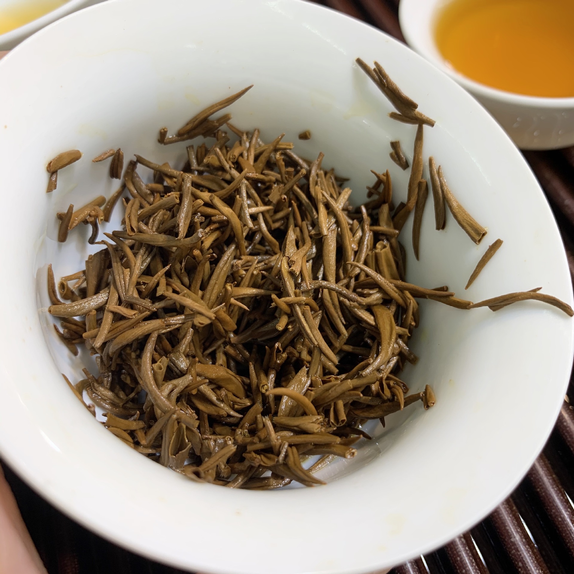 年货礼盒装新茶明前头采黄芽金骏眉茶叶福建武夷山红茶500g礼茶