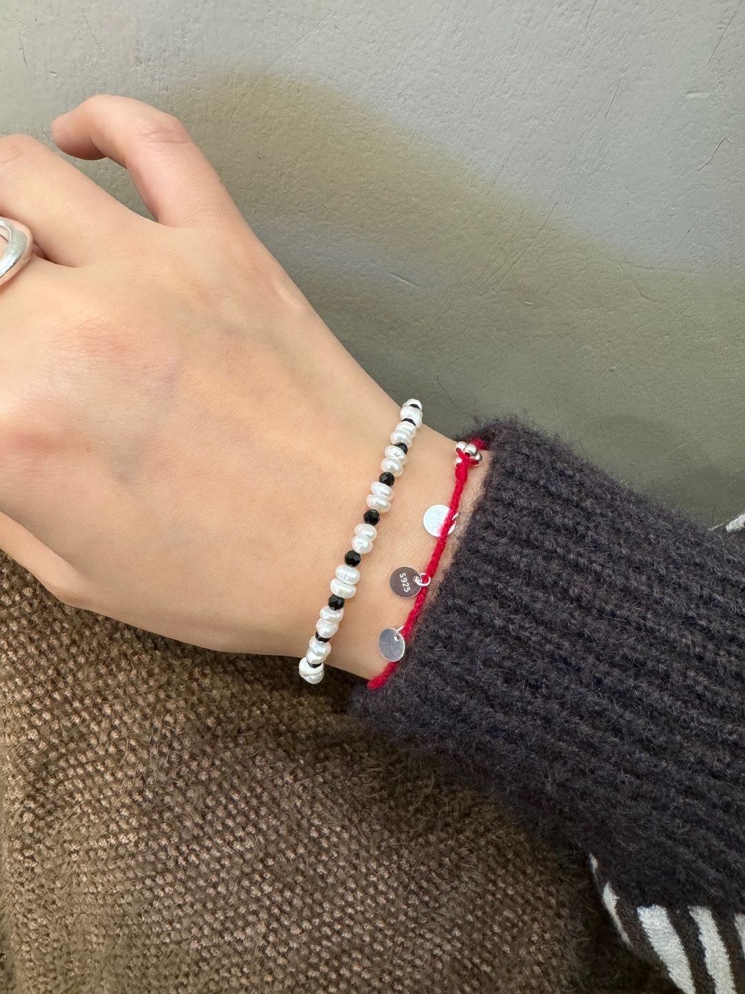 蒽朵 原创天然淡水珍珠尖晶石手链气质黑白配串珠s925纯银手串