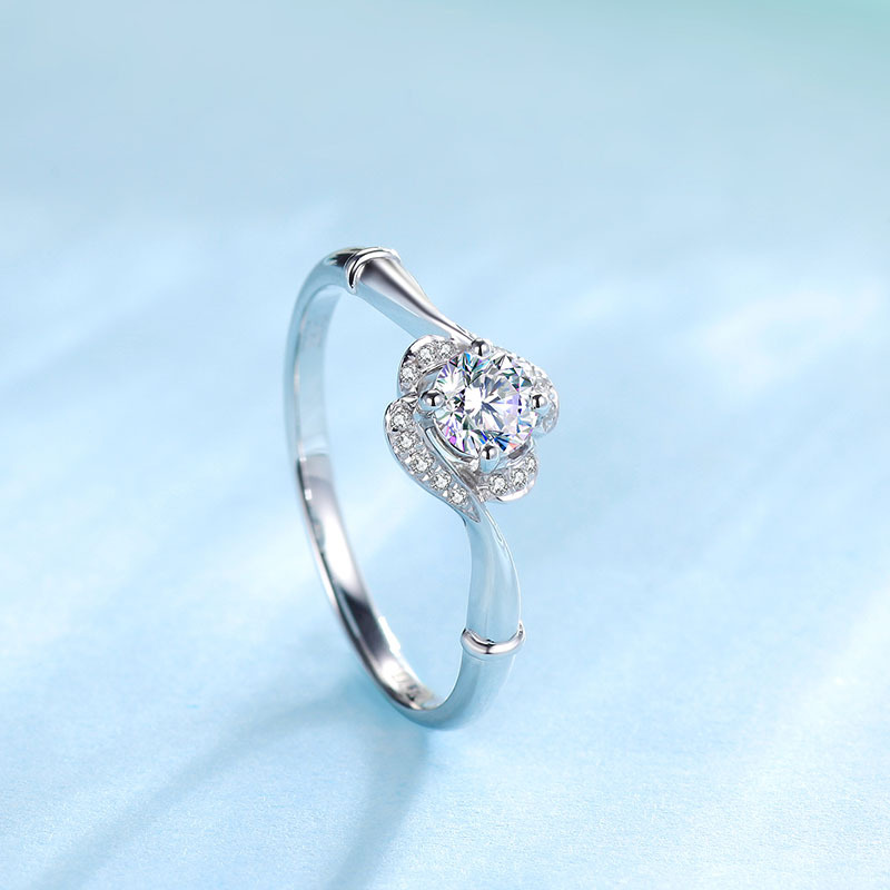 幸福久久gia证书钻戒女白18k金钻石戒指定制群镶简约结婚定婚戒