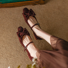 法式玛丽珍鞋女2023新款浅口方头中跟蝴蝶结翻皮软底气质单鞋女鞋
