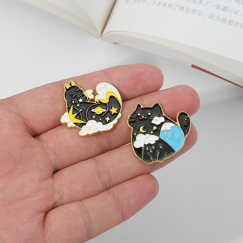 Cute Kitty Golden M Badge Clouds Cat Cat Paw Black Cat Small Brooch Collar Pin Scarf Buckle Badge Cute