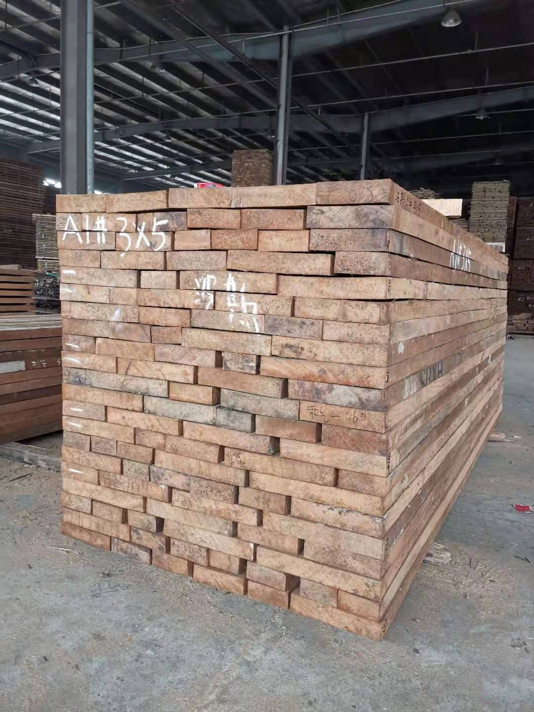 汕头市林氏木业有限公司汕头原木木板材实木地板91%响