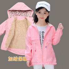女童加绒加厚风衣2023韩版新款洋气儿童纯色连帽外套休闲保暖冬装