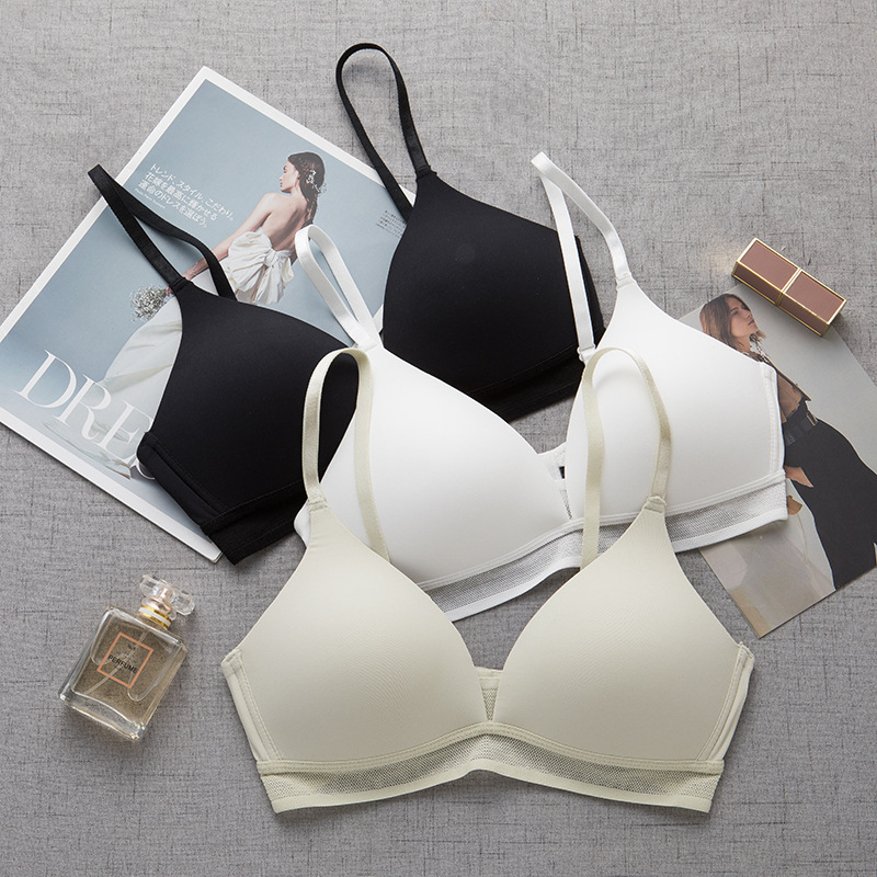 大胸显小舒适聚拢内衣女薄款无钢圈调整型夏季少女学生文胸罩套装
