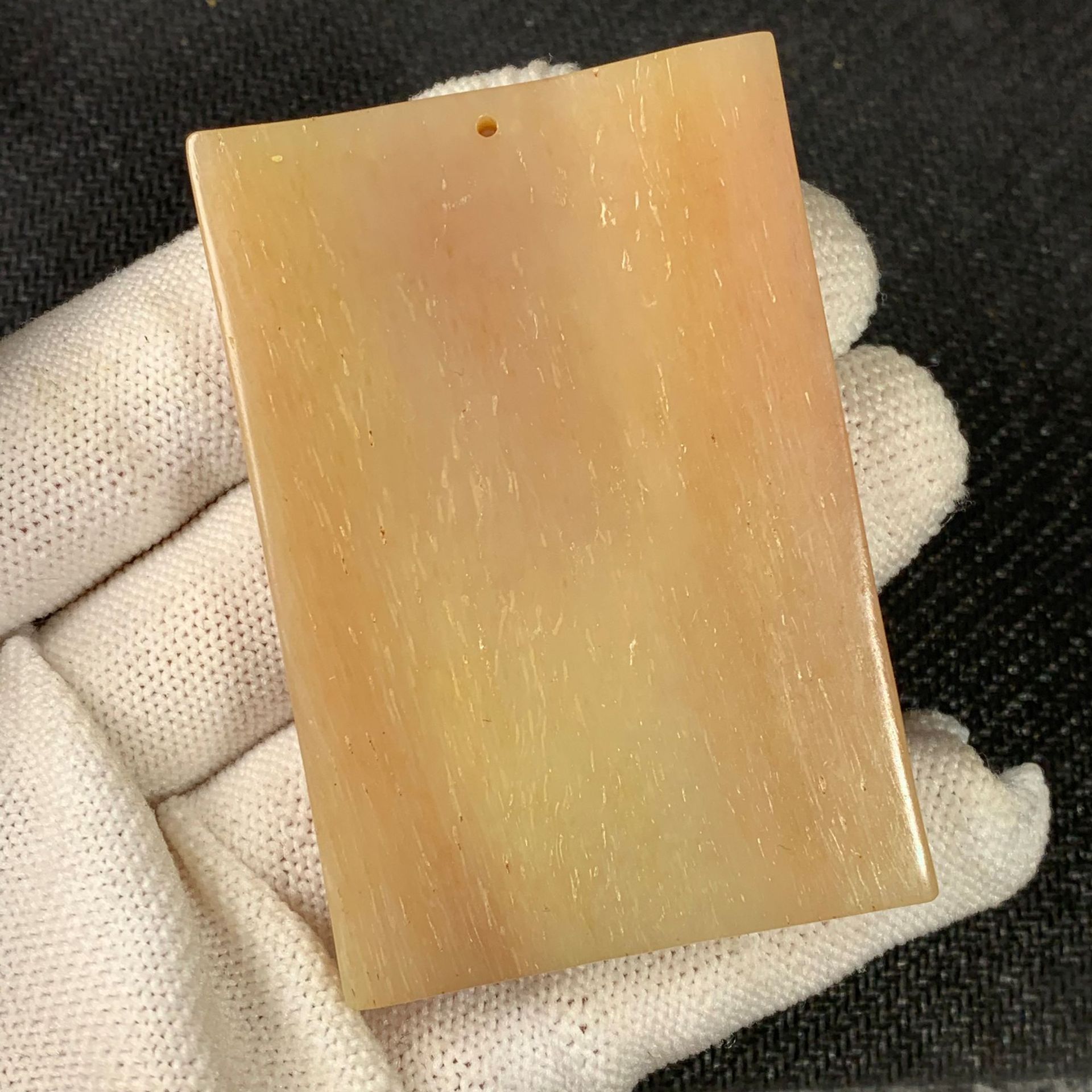 七天无理由退换【用途】:佩戴装饰,送人,收藏【材质】:驼骨【品名】