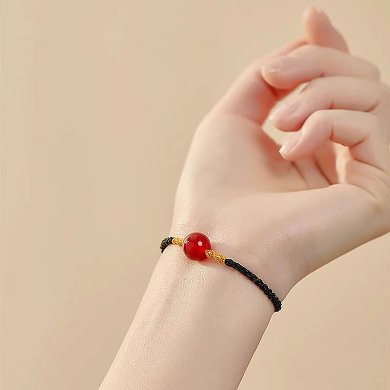 天然红玛瑙手链女转运珠子相思豆手串编织红豆手绳男