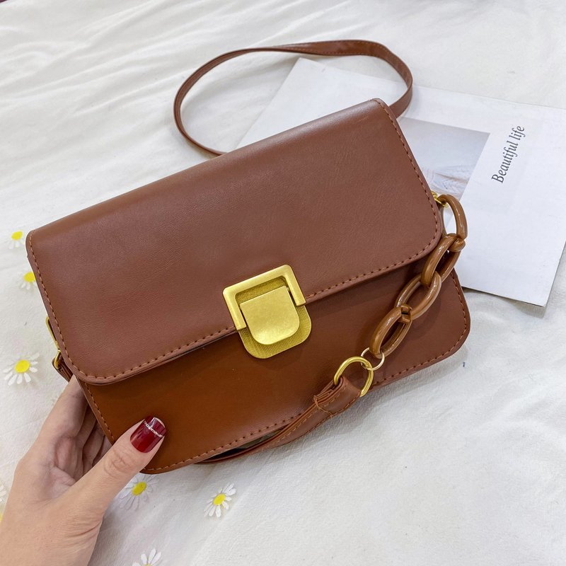 Spring 2021 New Crossbody Bag Retro Shoulder Bag Trendy Fashion Twist Lock Underarm Women's Bag Simple Small Square Bag