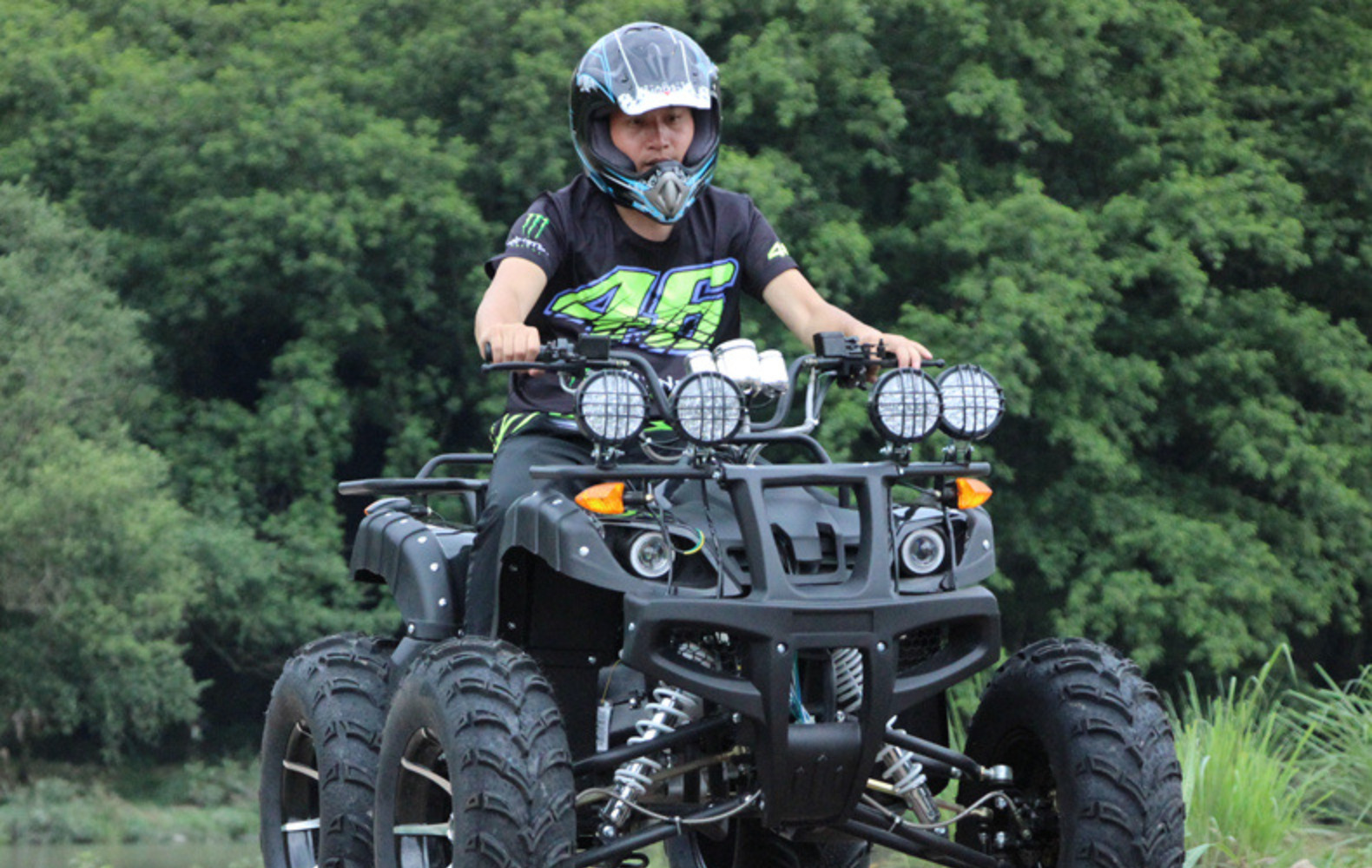 大公牛沙滩车四轮越野摩托车丛林景区全地形车无极防震山地车atv