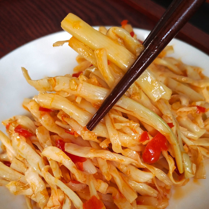 竹笋咸菜下饭菜网红笋脆笋麻辣笋丝梅菜即食红油笋子江西特产瓶装