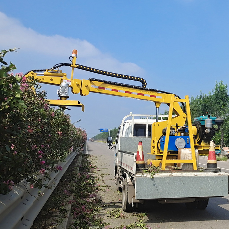 车载式绿篱修剪机 复合旋转刀架粗枝绿篱修剪车 可定制边坡打草机