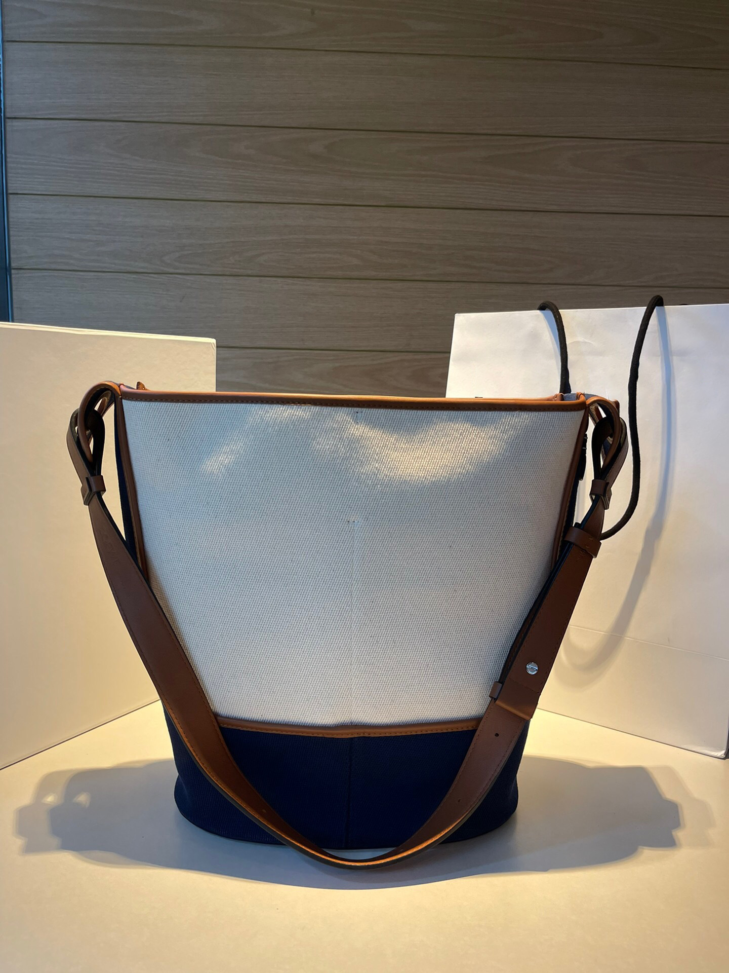 广州奢侈品货源l罗家22新款帆布拼皮hobo水桶包单肩斜挎手提女包