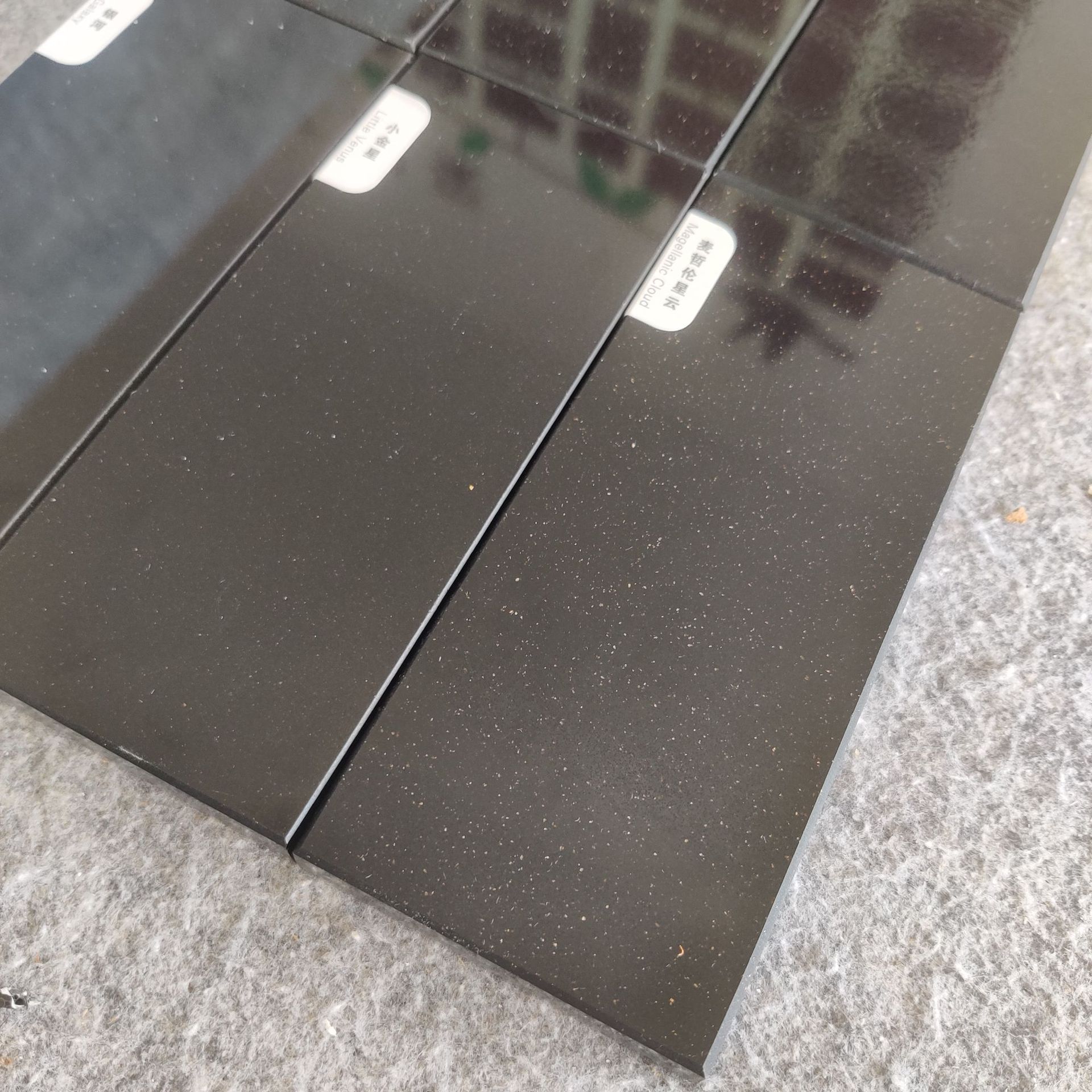 主营产品:石材,仿石砖;石材原料所在地:惠安县 崇武镇霞西工业区